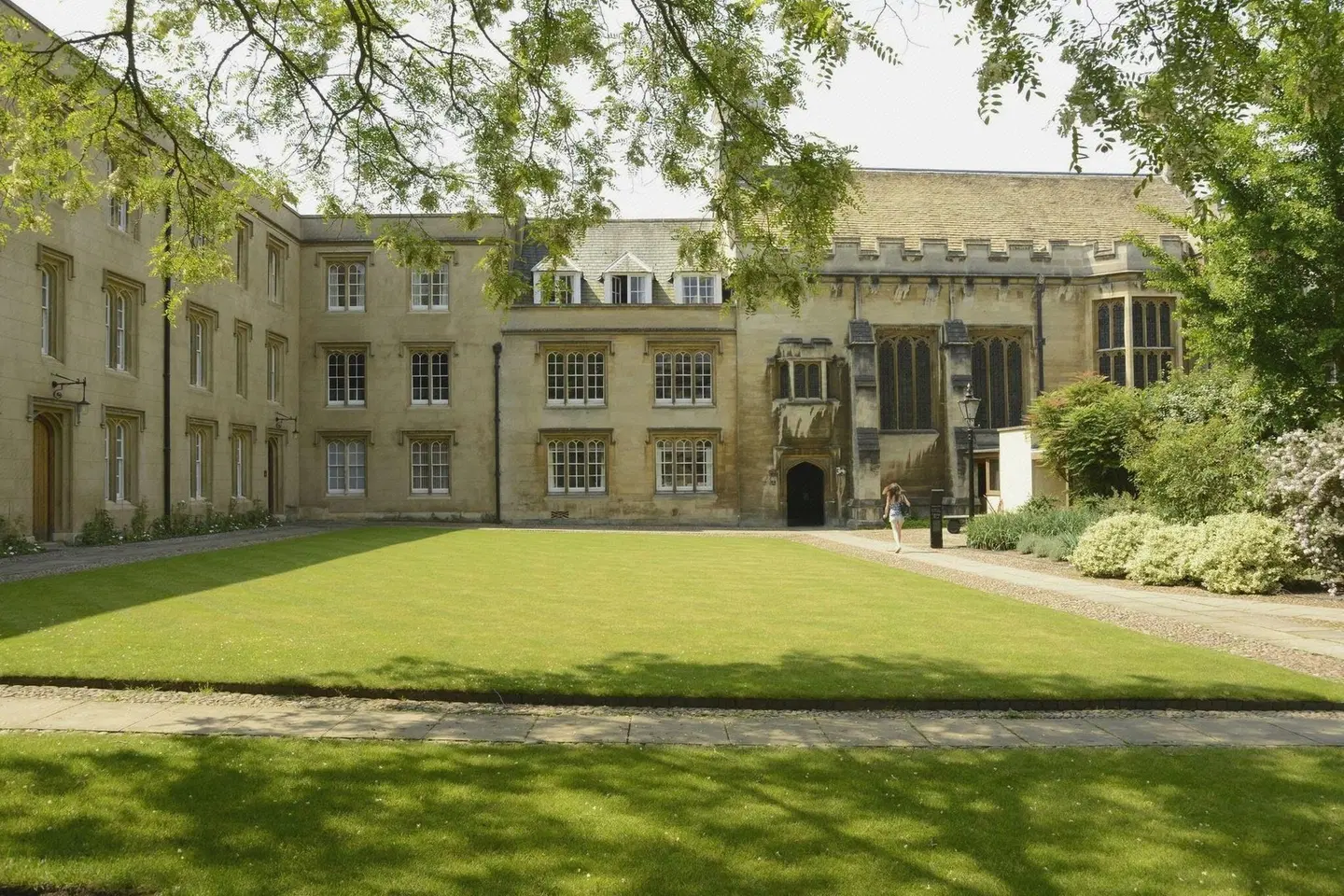 Christs College Cambridge EXTERIOR