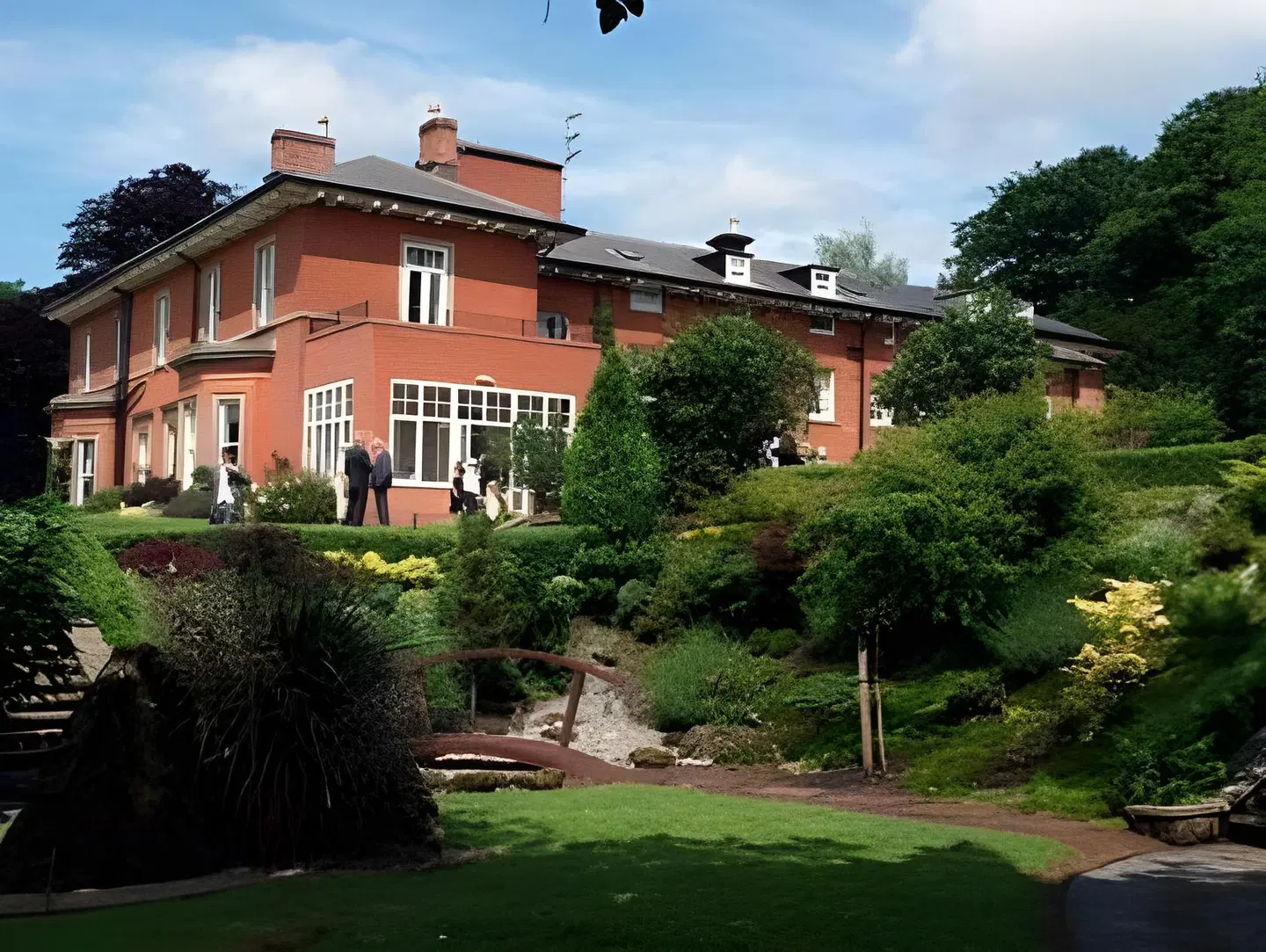 The Upper House EXTERIOR