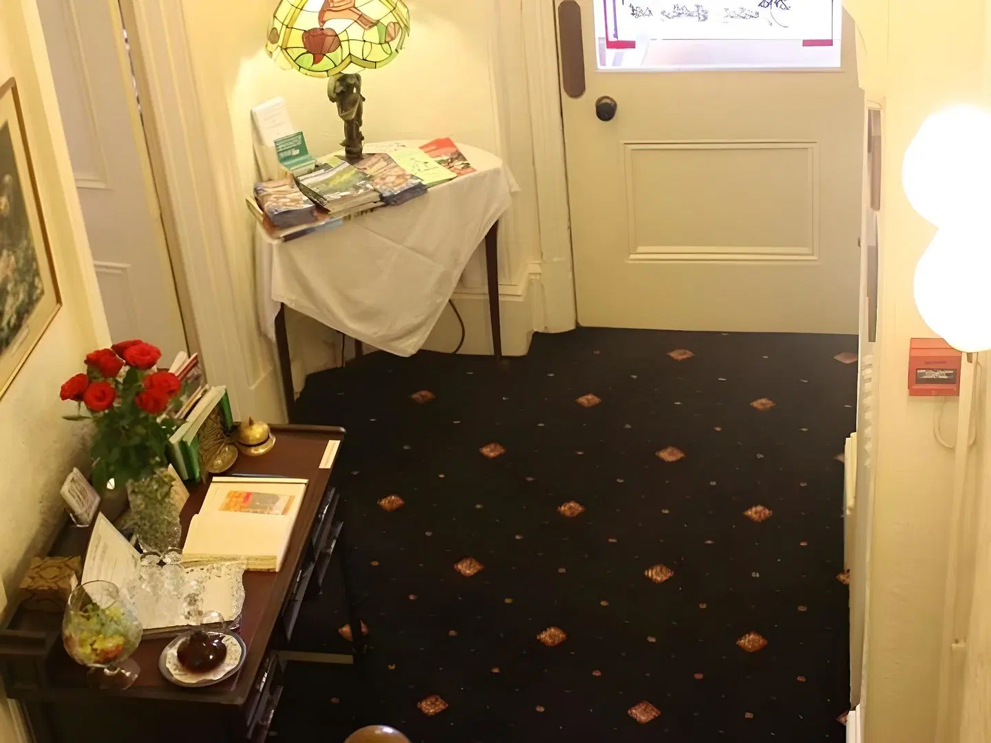 The Sycamore Guest House ROOM_EXAMPLE