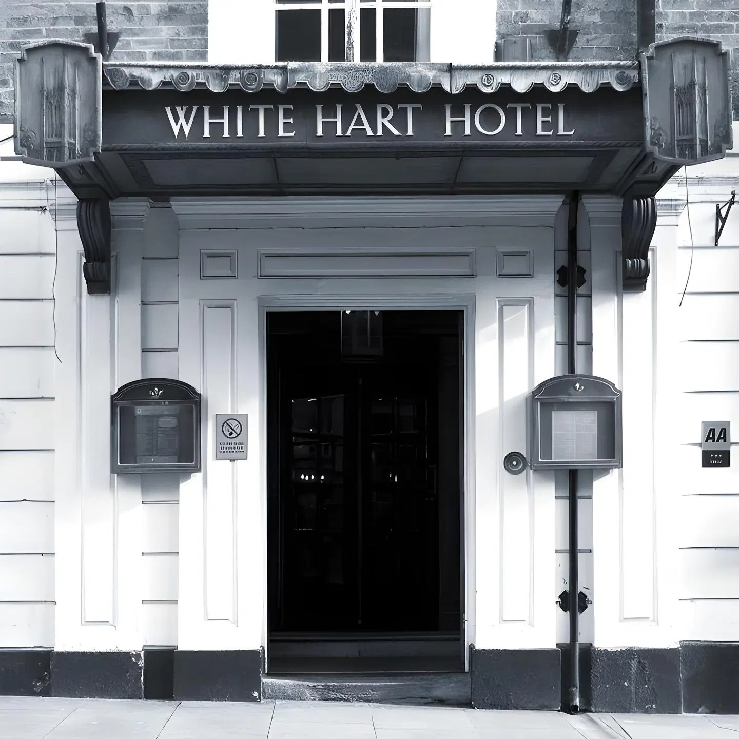 The White Hart Hotel Lincoln EXTERIOR