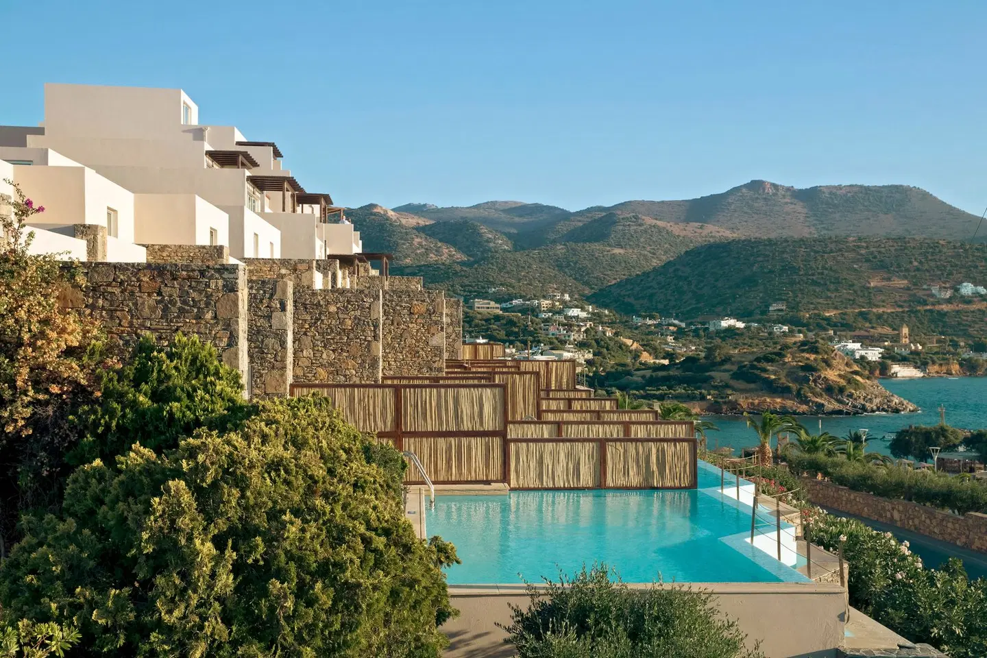 Zeus Eleva Mirabello Bay OUTDOOR_POOL