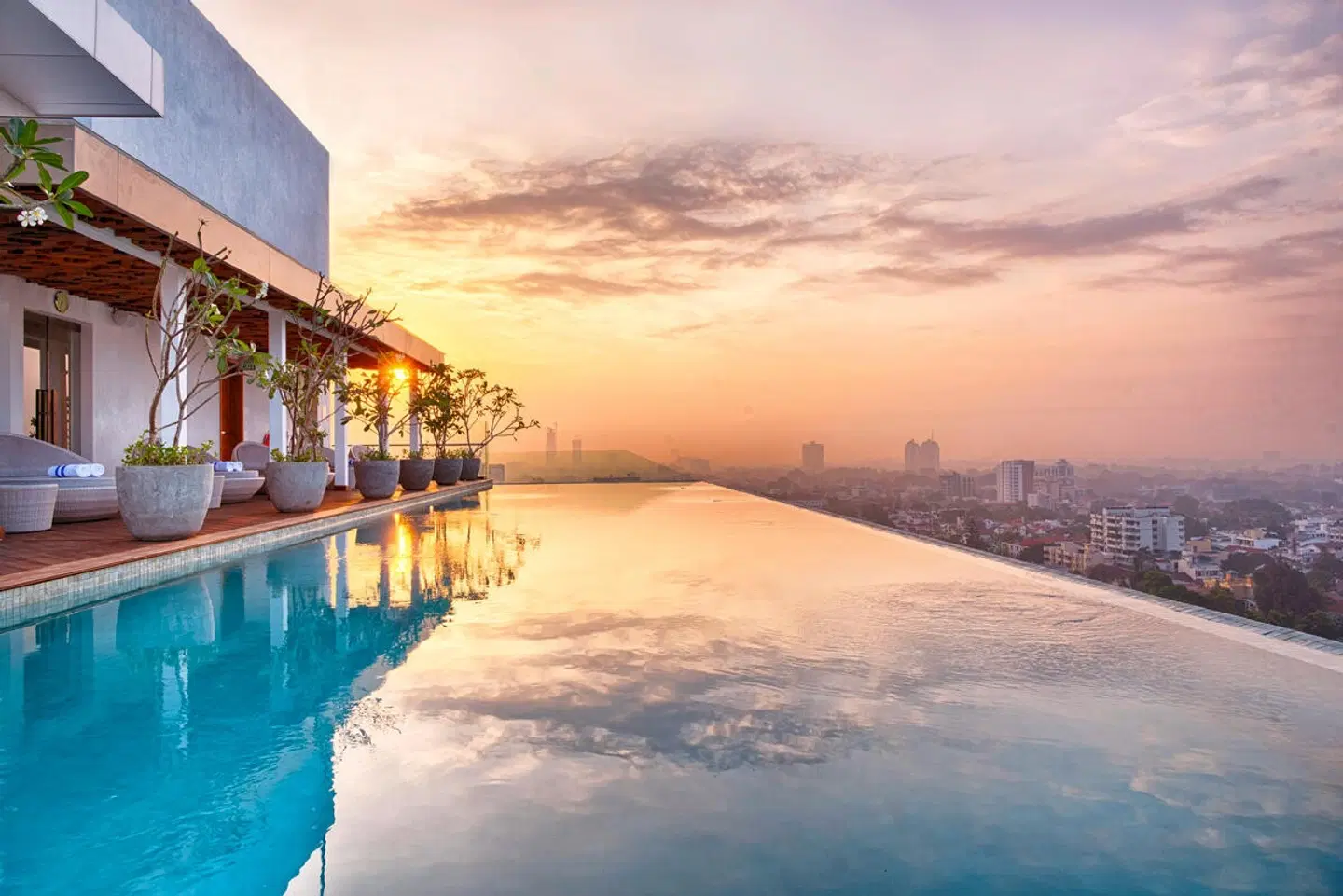 Jetwing Colombo Seven LANDSCAPE