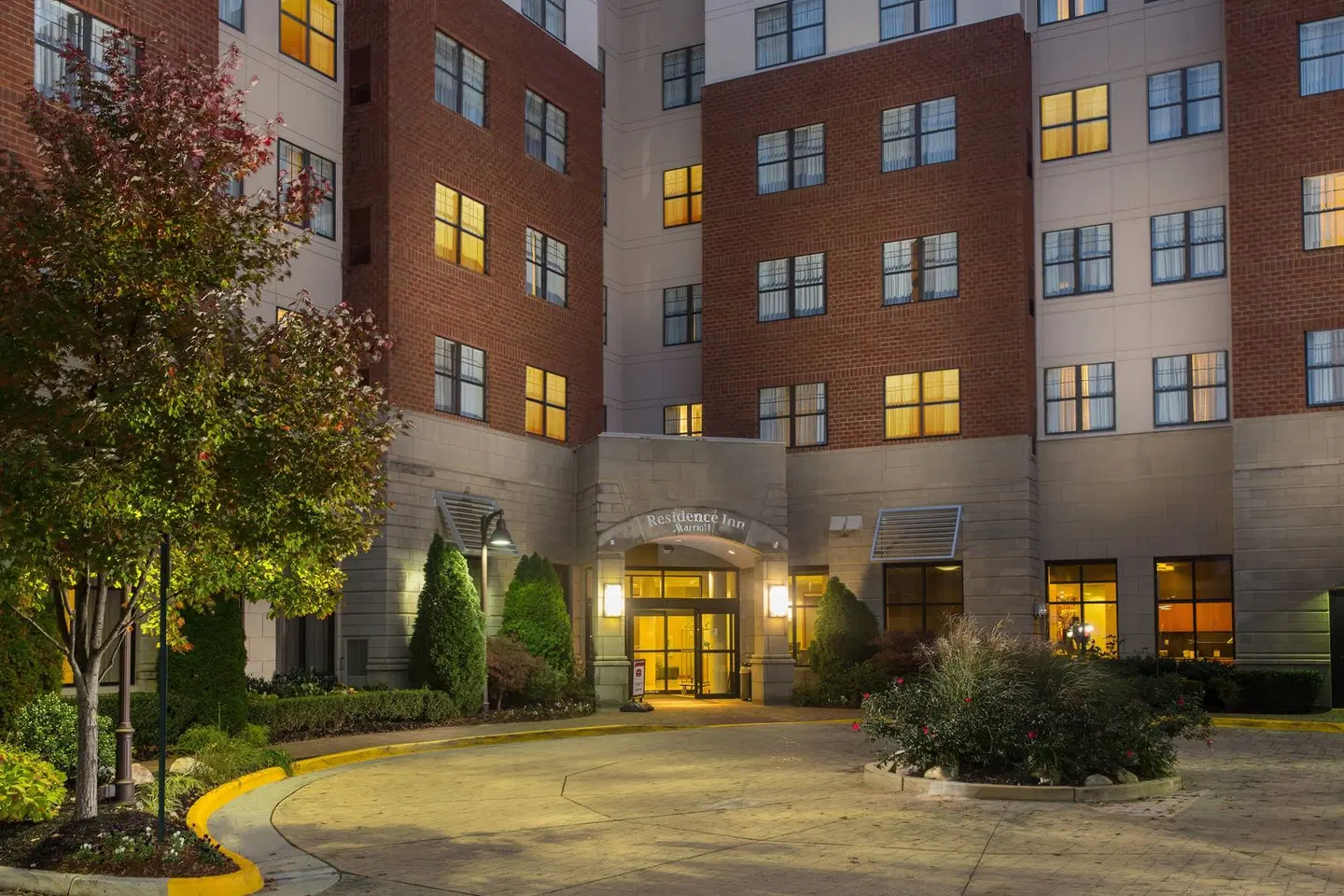 Residence Inn by Marriott Springfield Old Keene Mill EXTERIOR