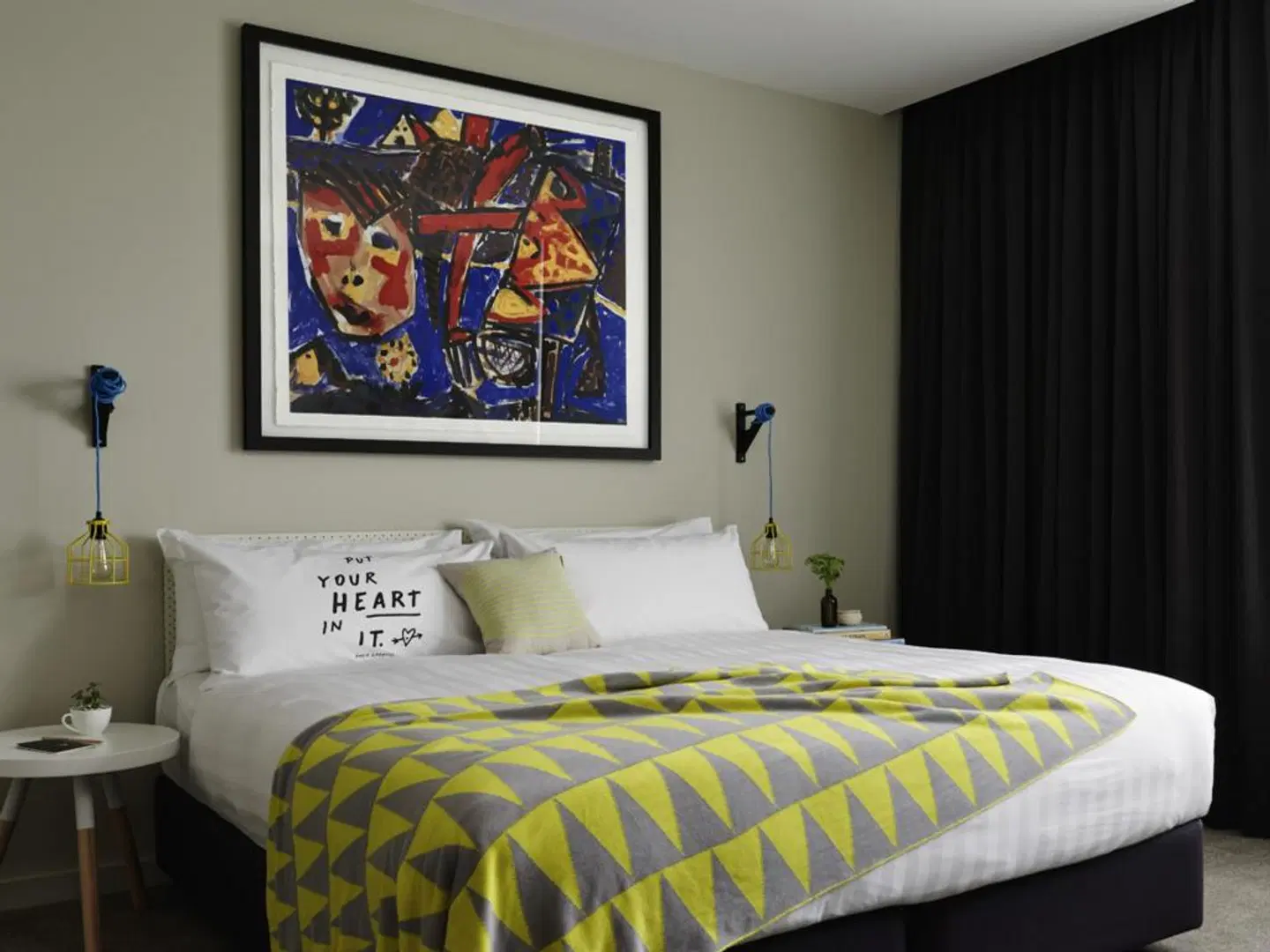 Art Series - [The Larwill Studio] ROOM_EXAMPLE