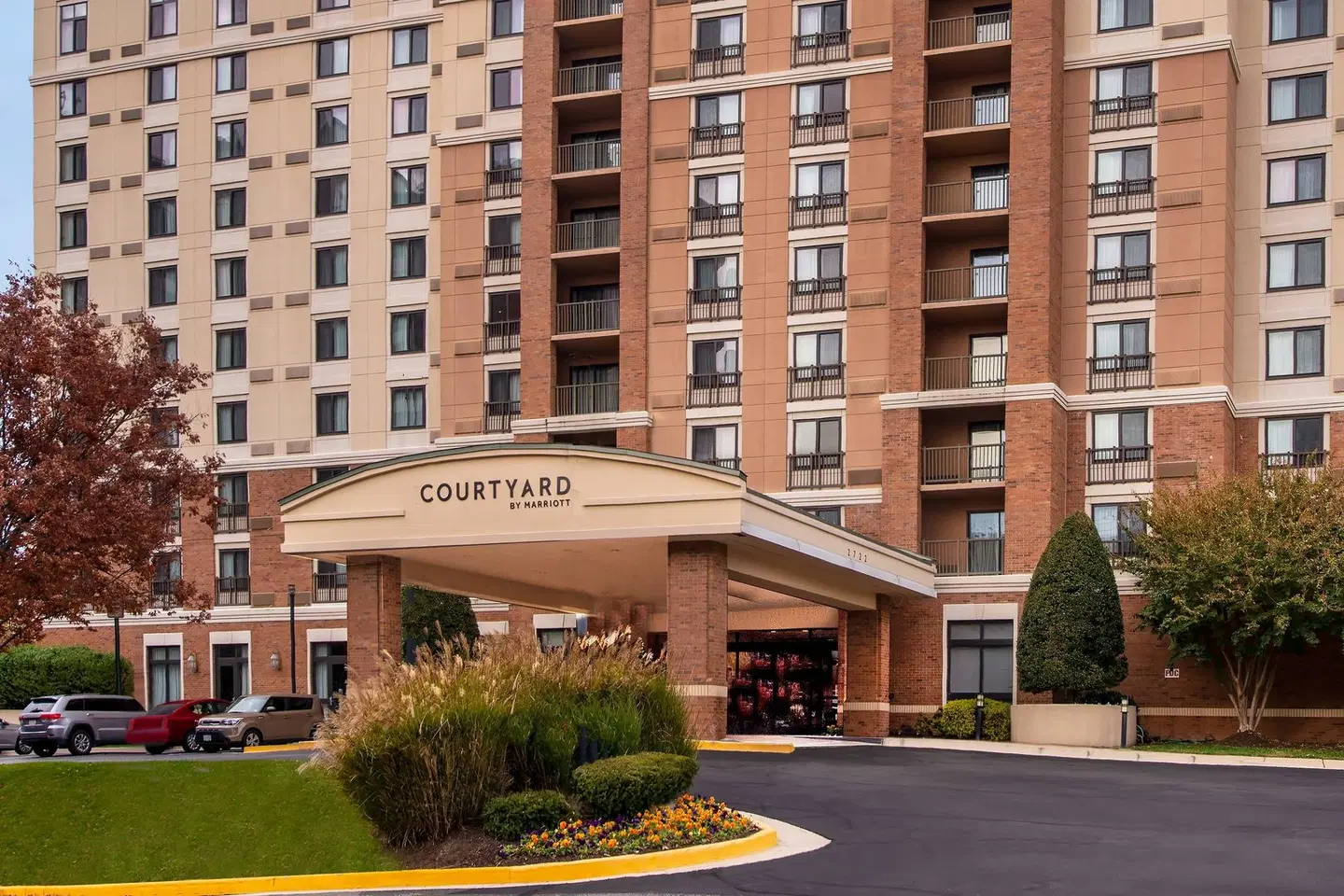 Courtyard by Marriott Dunn Loring Fairfax EXTERIOR