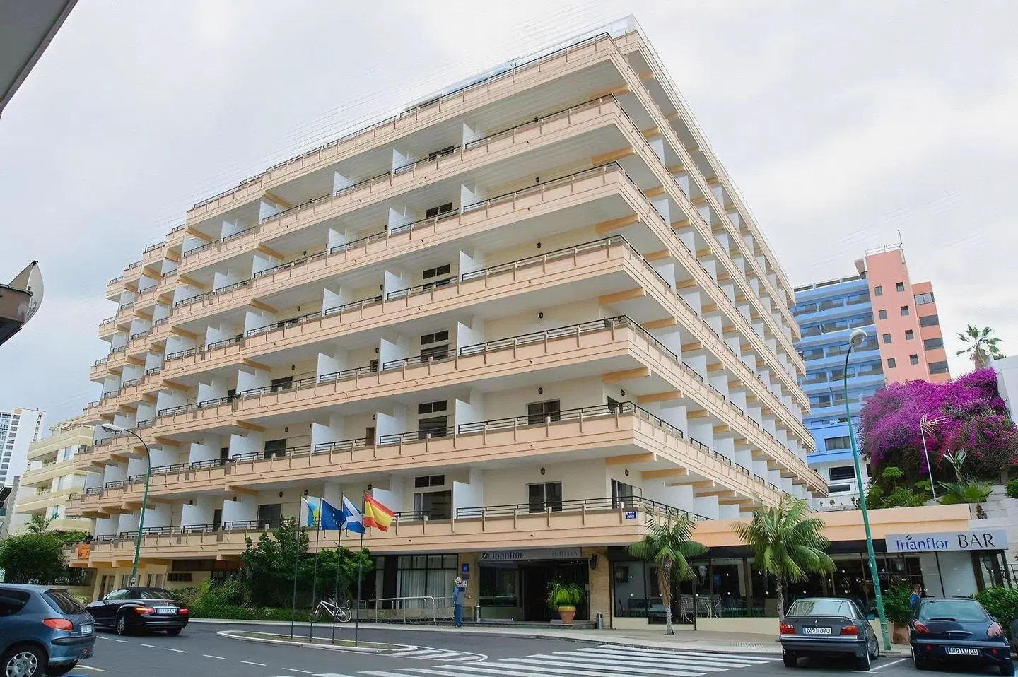 HC Hotel Magec EXTERIOR
