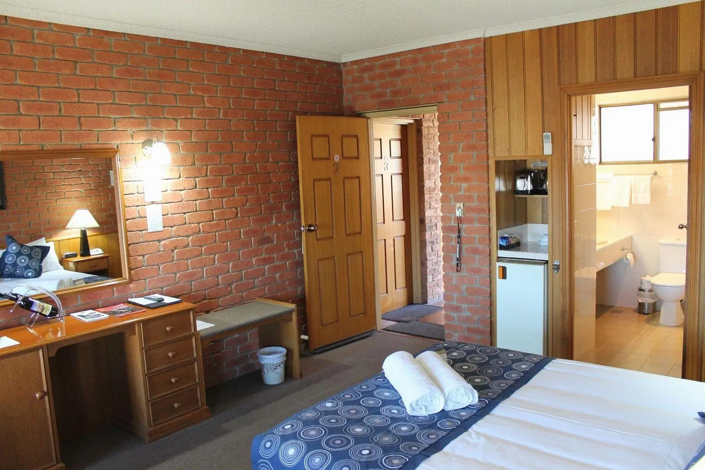Bakery Hill Motel ROOM_EXAMPLE