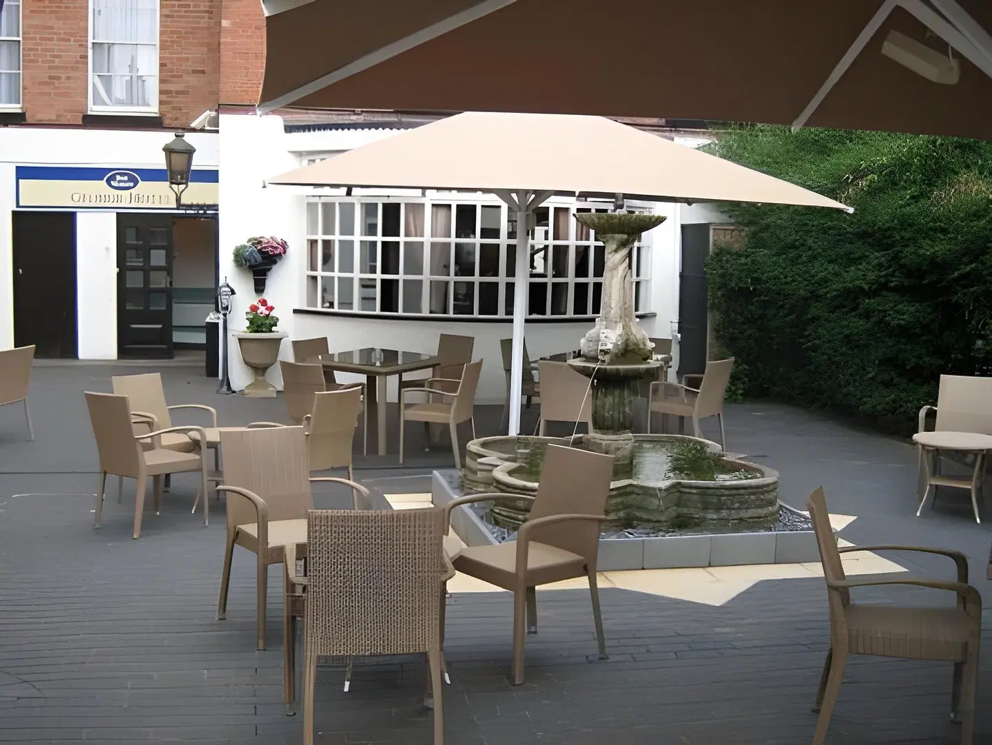 The George Hotel Restaurant