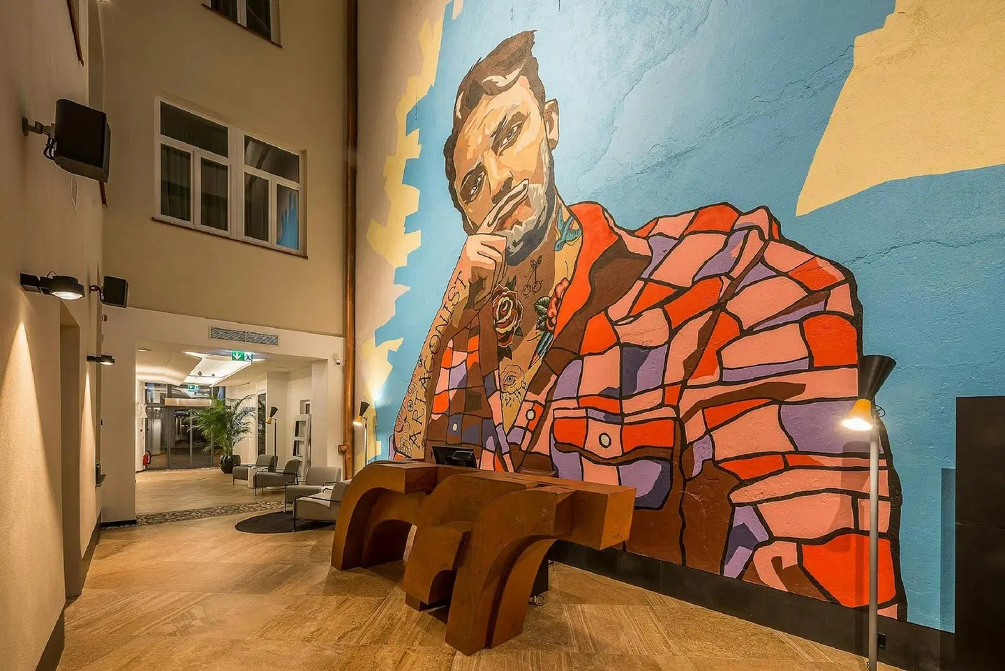Artagonist Art Hotel PEOPLE