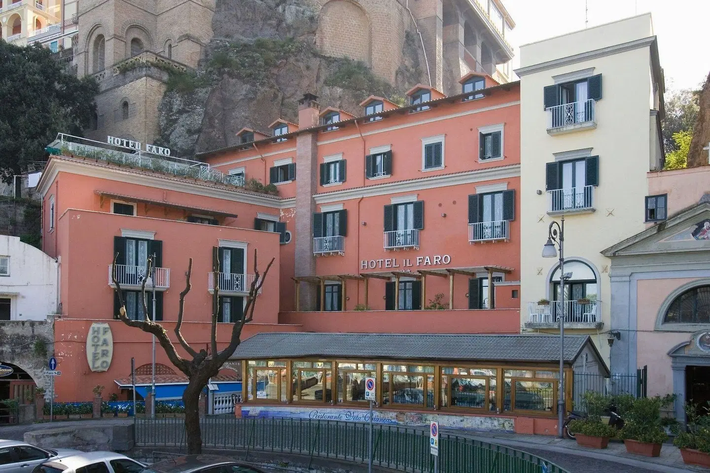 Il Faro EXTERIOR