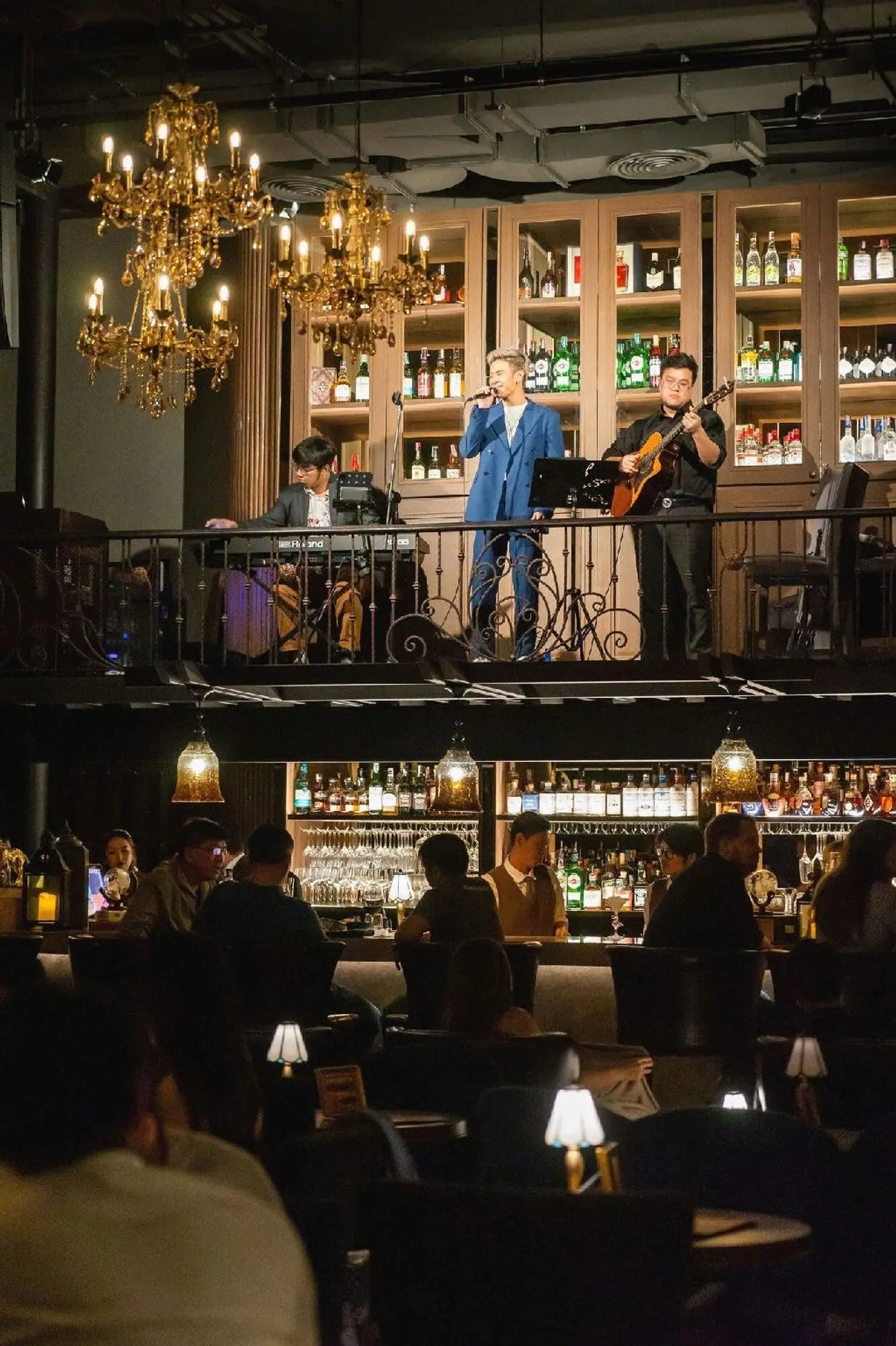 The Coach Boutique Hotel Sukhumvit 14 Bangkok by Compass Hospitality Bar