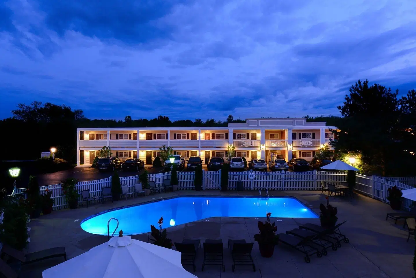 Port Inn And Suites Portsmouth, Ascend Hotel Collection OUTDOOR_POOL