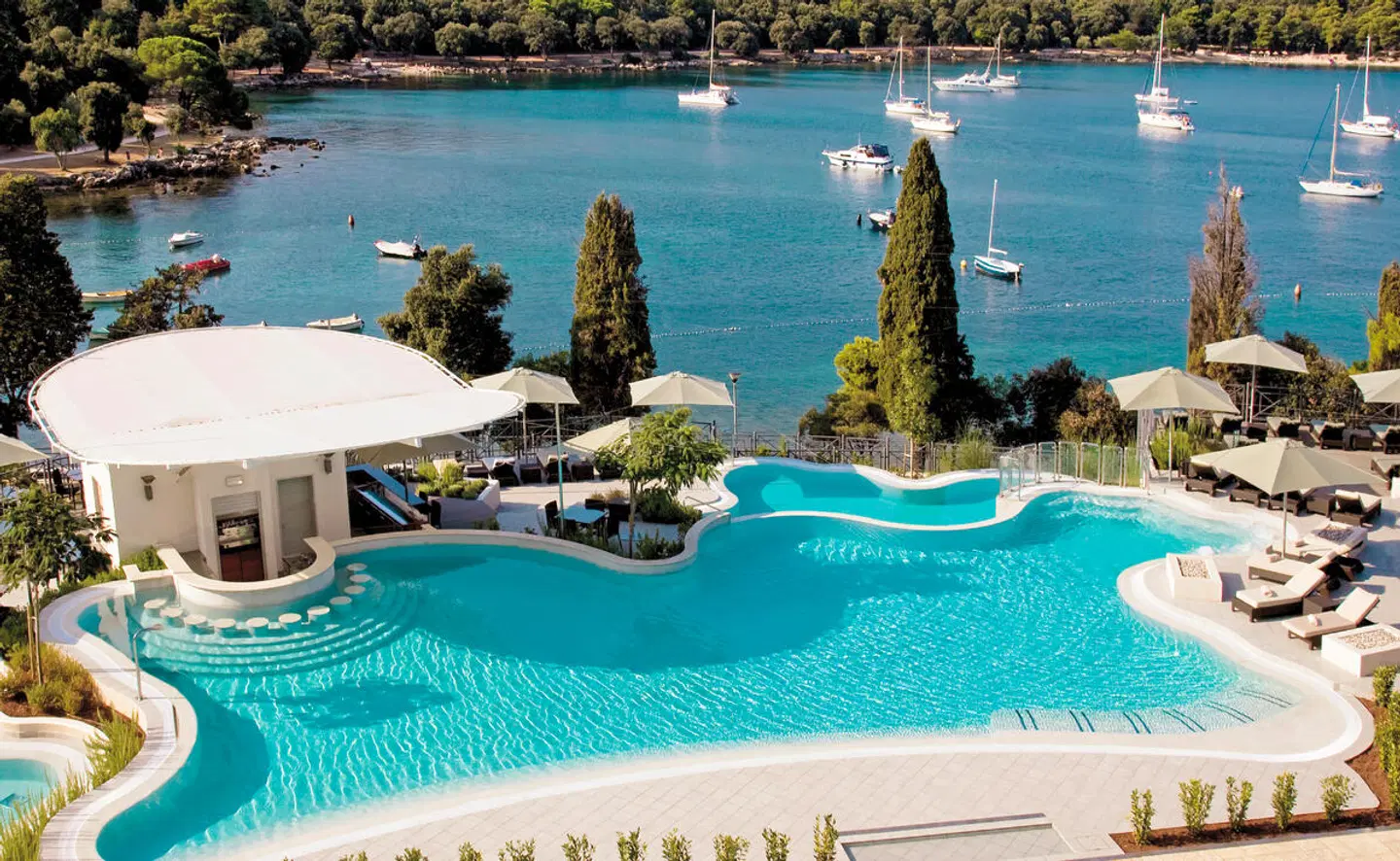 Hotel Monte Mulini OUTDOOR_POOL