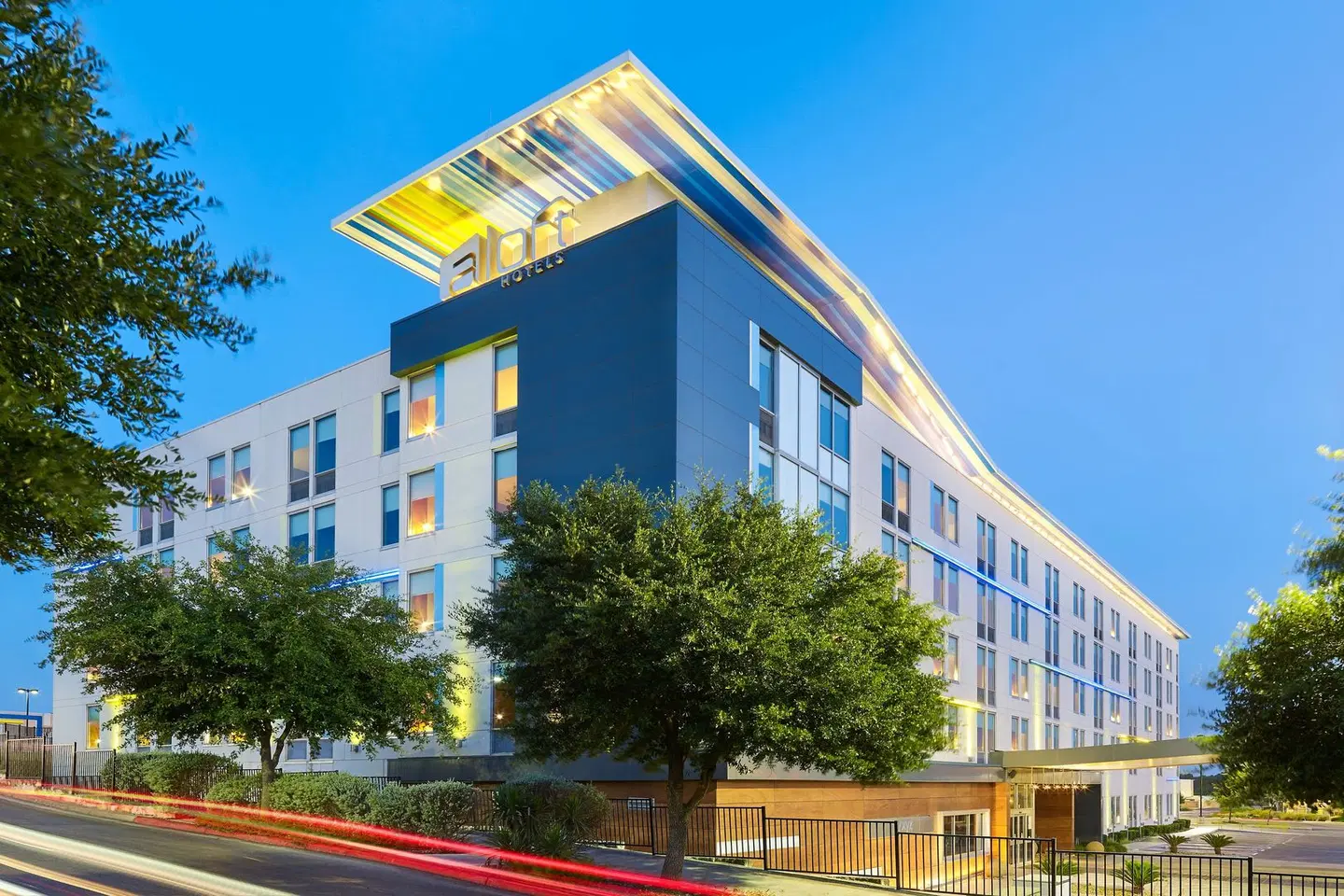 Aloft San Antonio Airport EXTERIOR