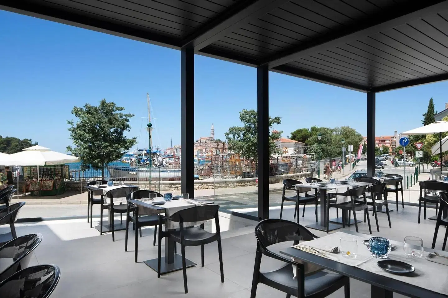 Hotel Delfin Restaurant