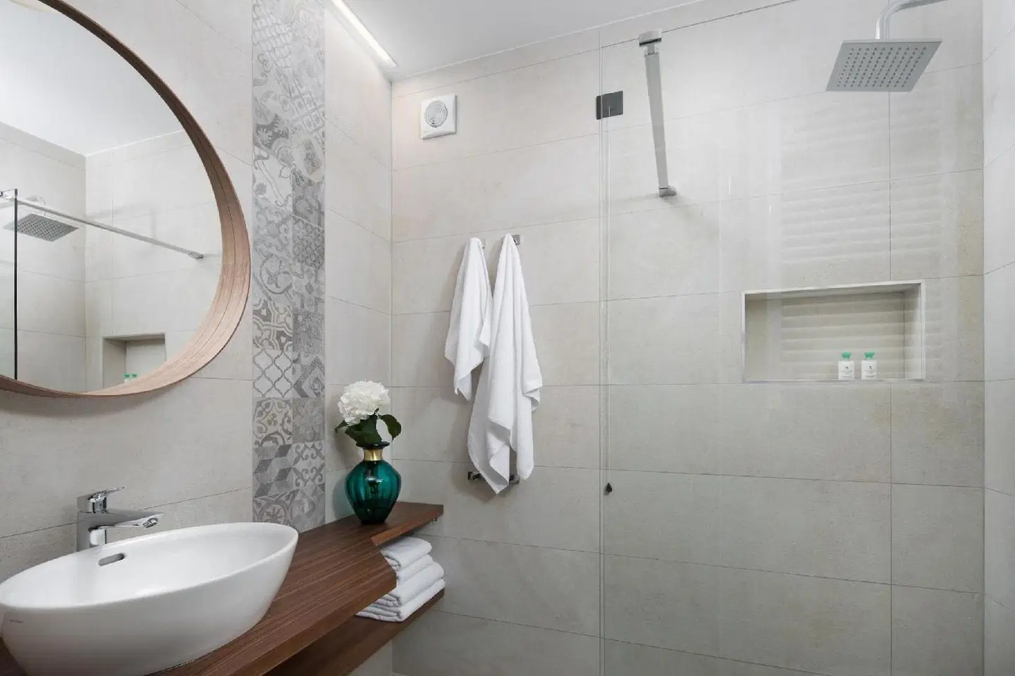 Hotel Delfin Badezimmer