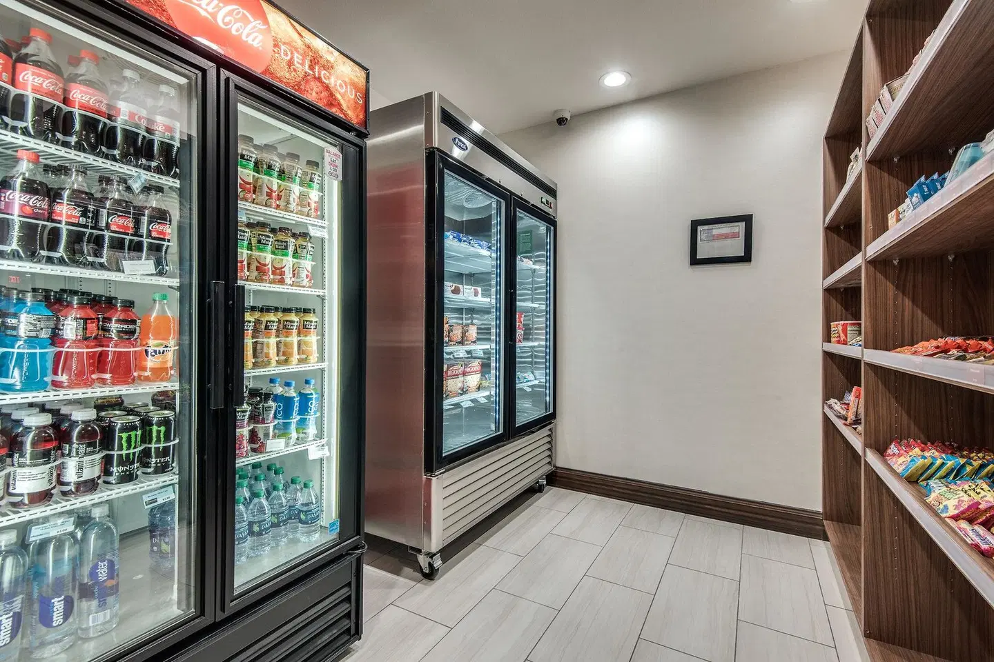 Holiday Inn Express & Suites Dallas North - Addison by IHG LOUNGE_LOBBY