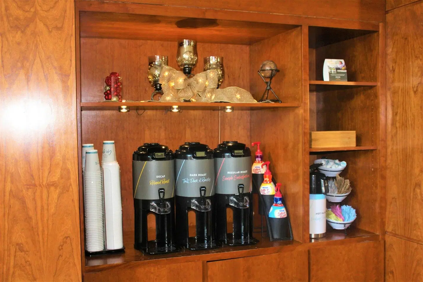 Staybridge Suites Houston Willowbrook by IHG Bar