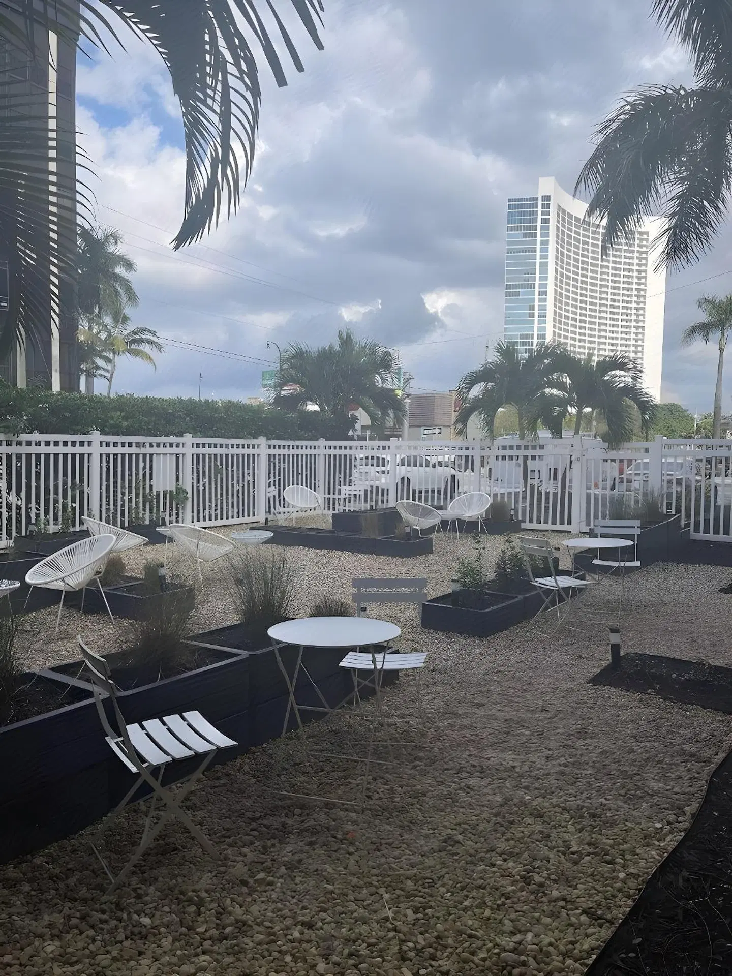 Up Midtown Hotel Terrasse