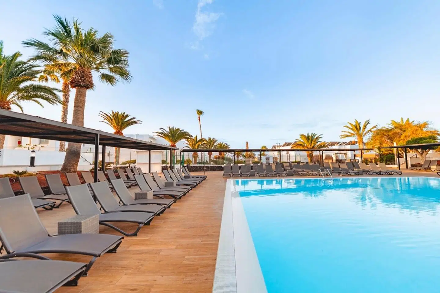Sentido Aequora Lanzarote Suites OUTDOOR_POOL