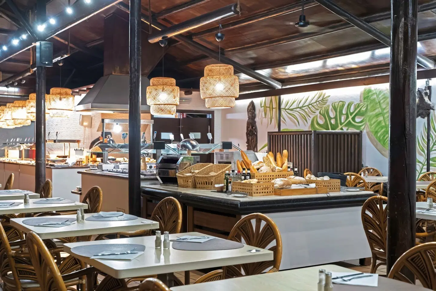 Hotel Arena Suite - Adults Only Restaurant