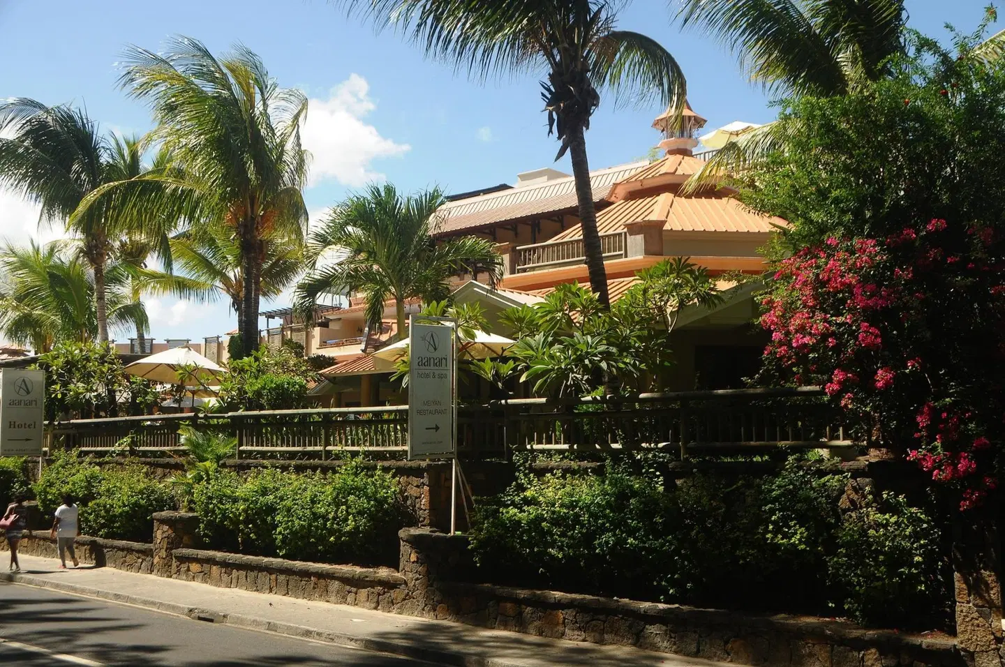 Aanari & Spa EXTERIOR