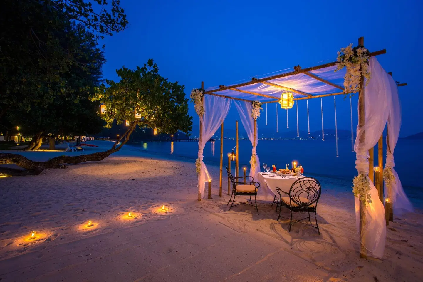 Thavorn Beach Village Terrasse