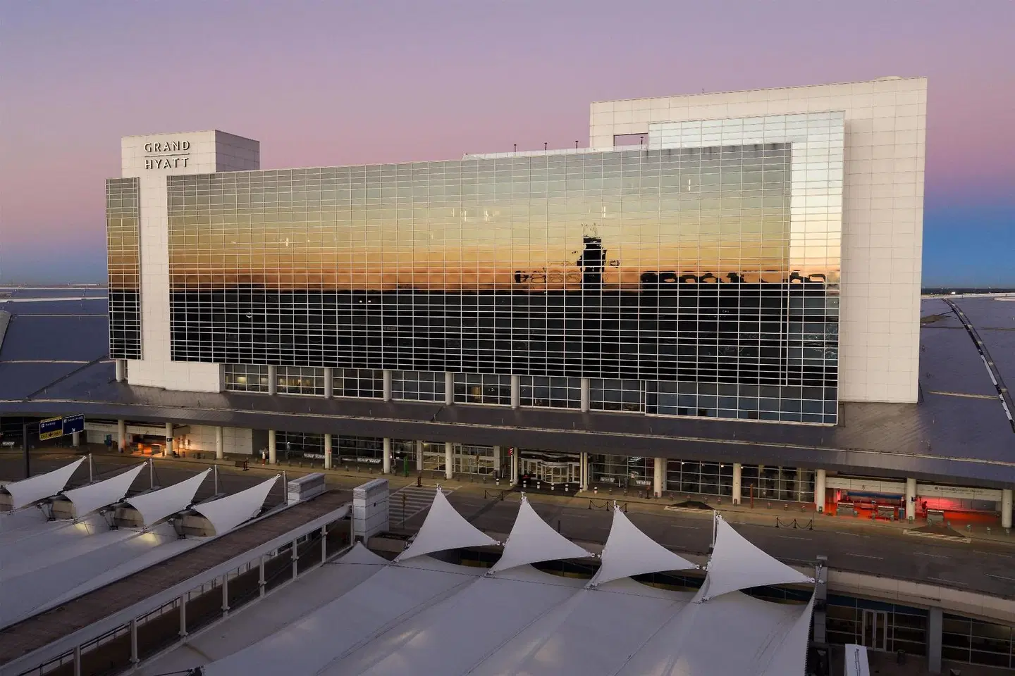 Grand Hyatt DFW Terrasse