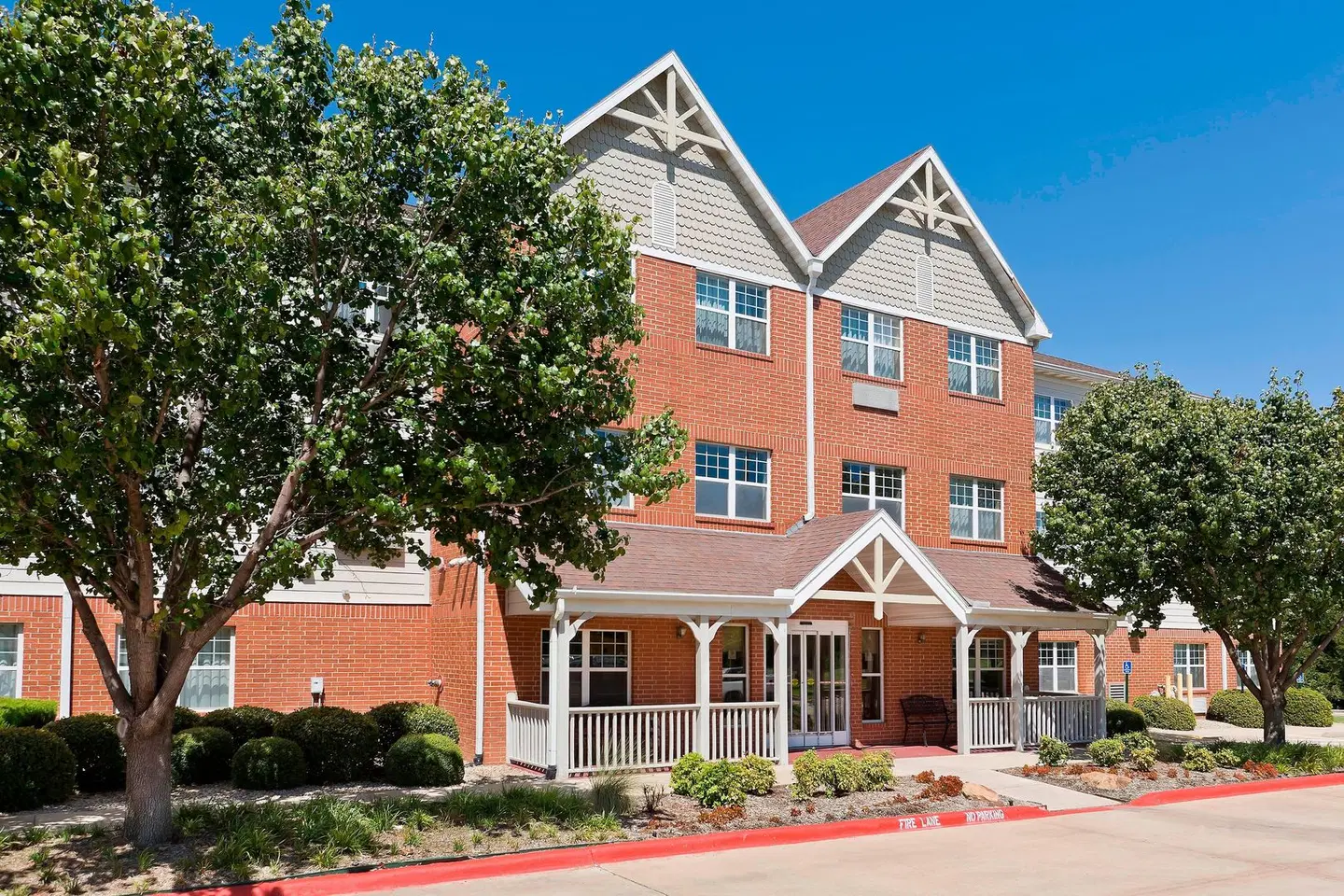 TownePlace Suites by Marriott Dallas Bedford EXTERIOR