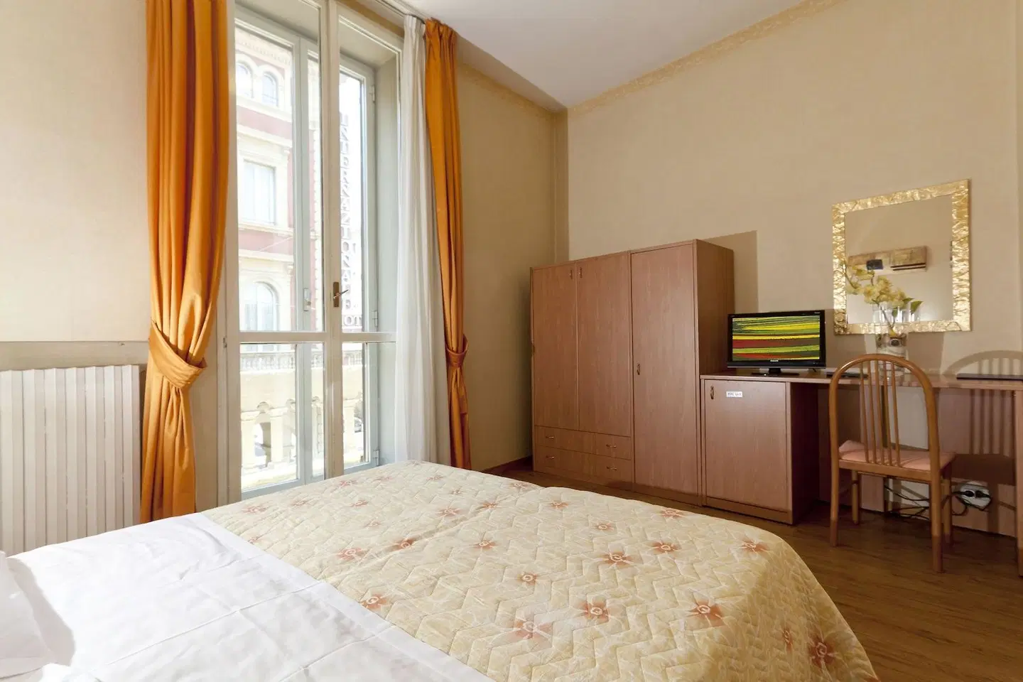 Donatello ROOM_EXAMPLE