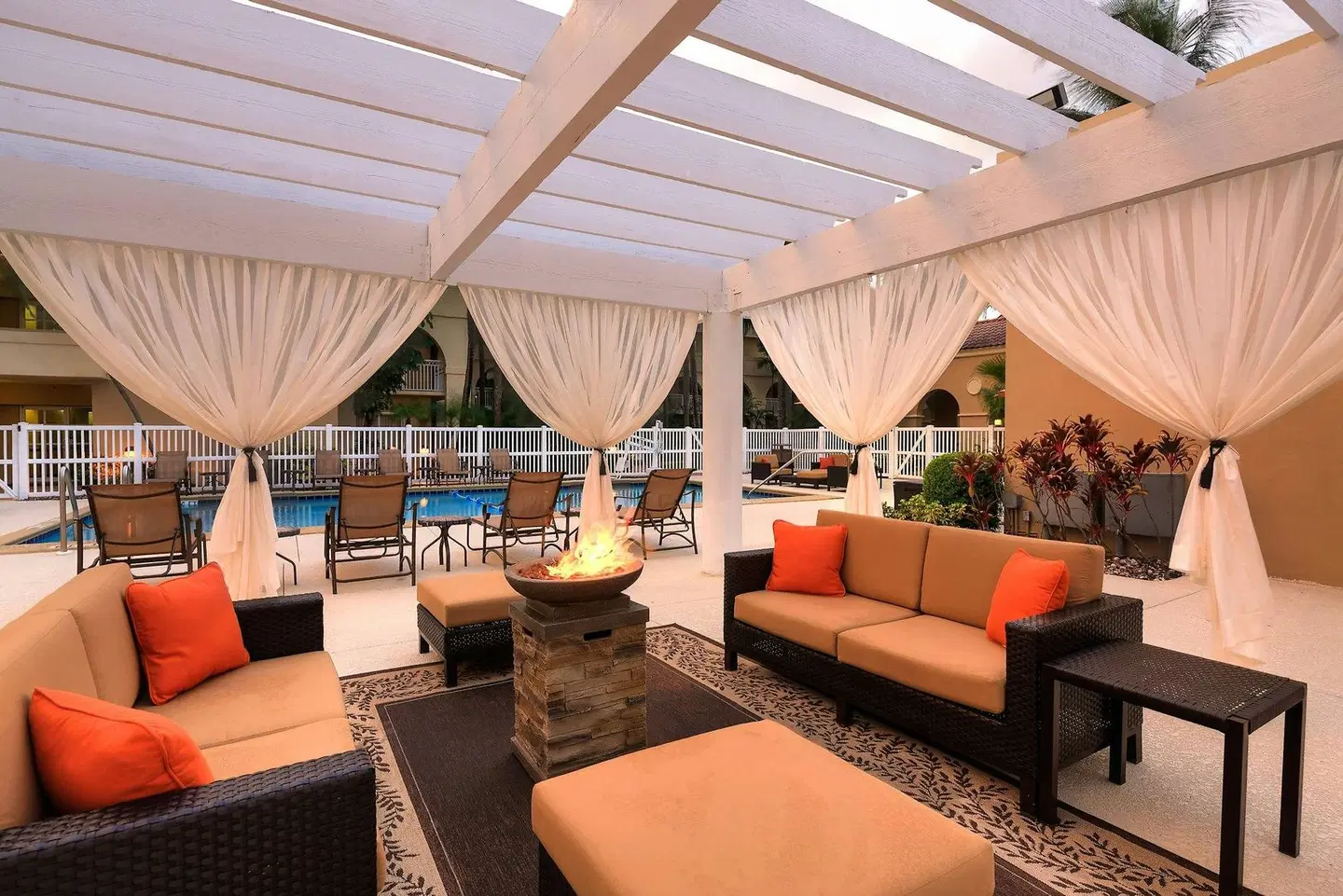 Courtyard by Marriott Fort Lauderdale North/Cypress Creek LOUNGE_LOBBY