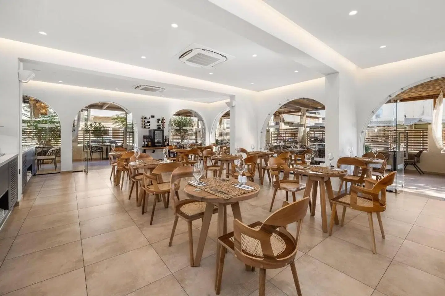 Cabana Blu Lifestyle Boutique Hotel & Suites Restaurant