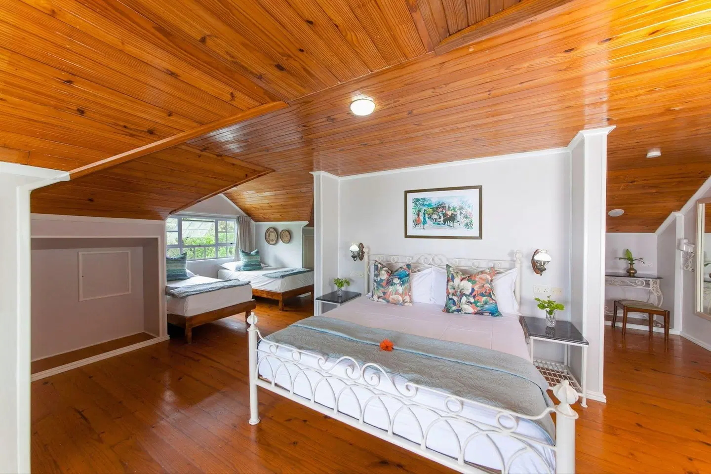 Palm Beach Hotel ROOM_EXAMPLE