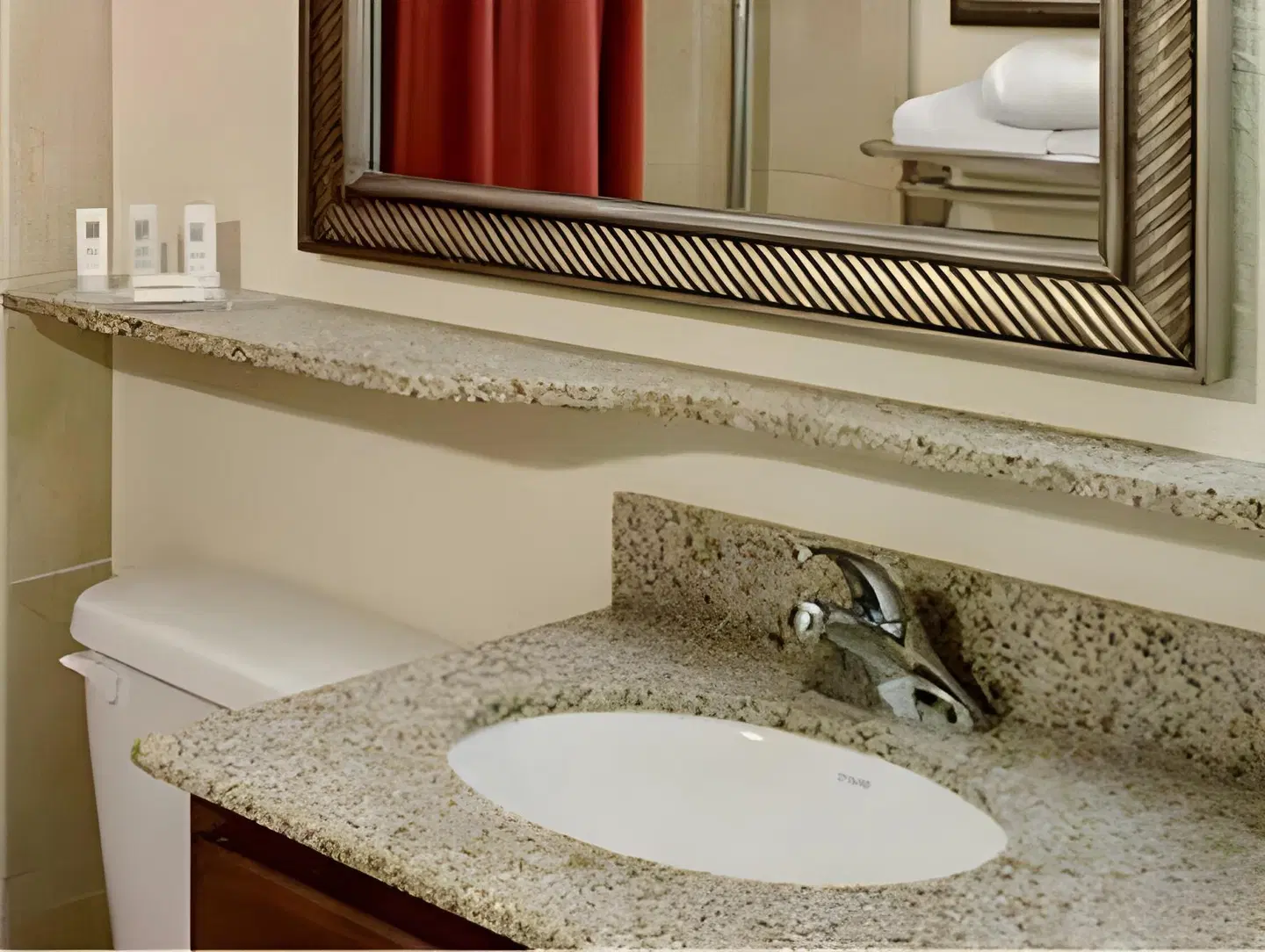 TownePlace Suites by Marriott San Antonio Airport Badezimmer