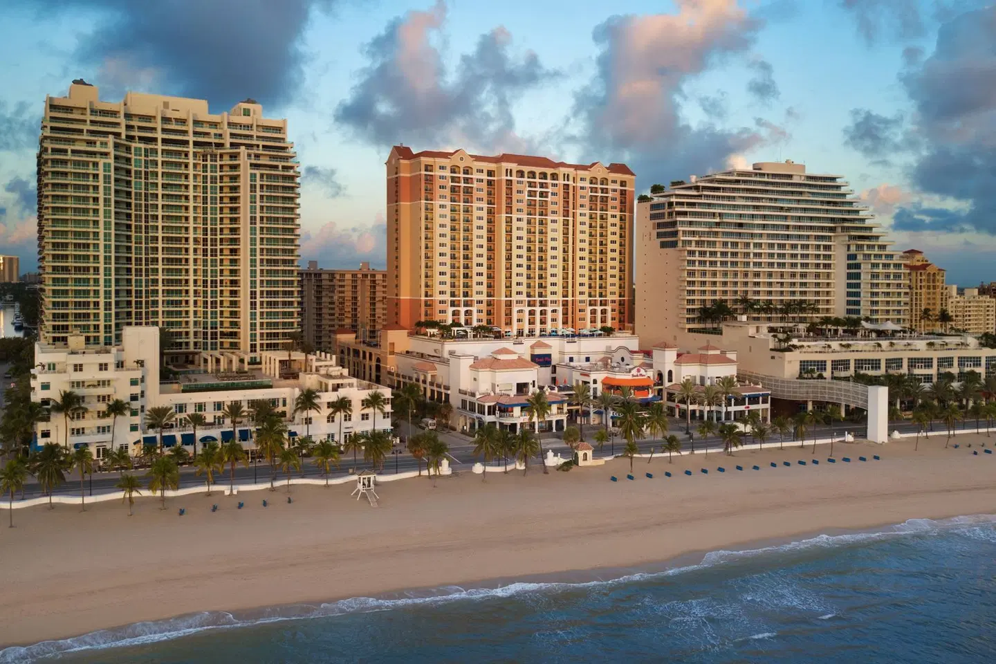 Marriott's BeachPlace Towers EXTERIOR
