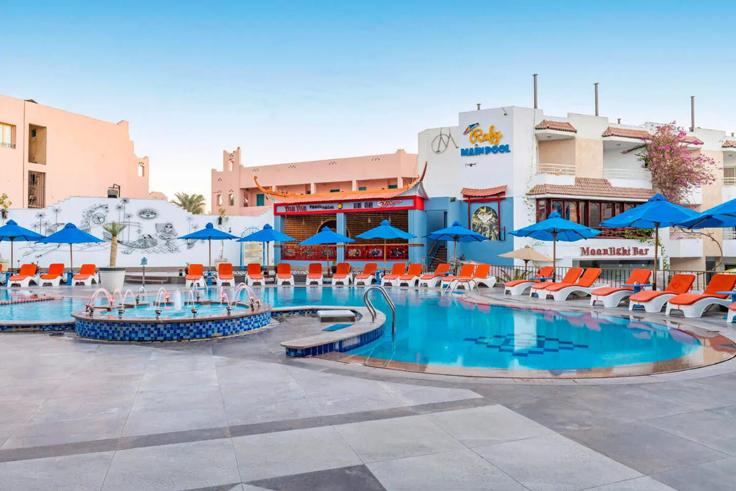 Minamark Beach Resort & Spa OUTDOOR_POOL