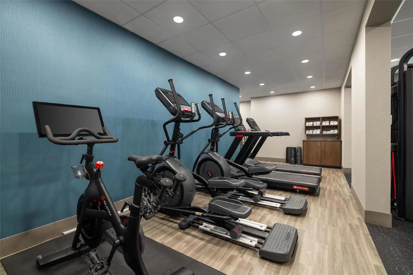 Hampton Inn & Suites Galveston SPORTS_AND_LEISURE