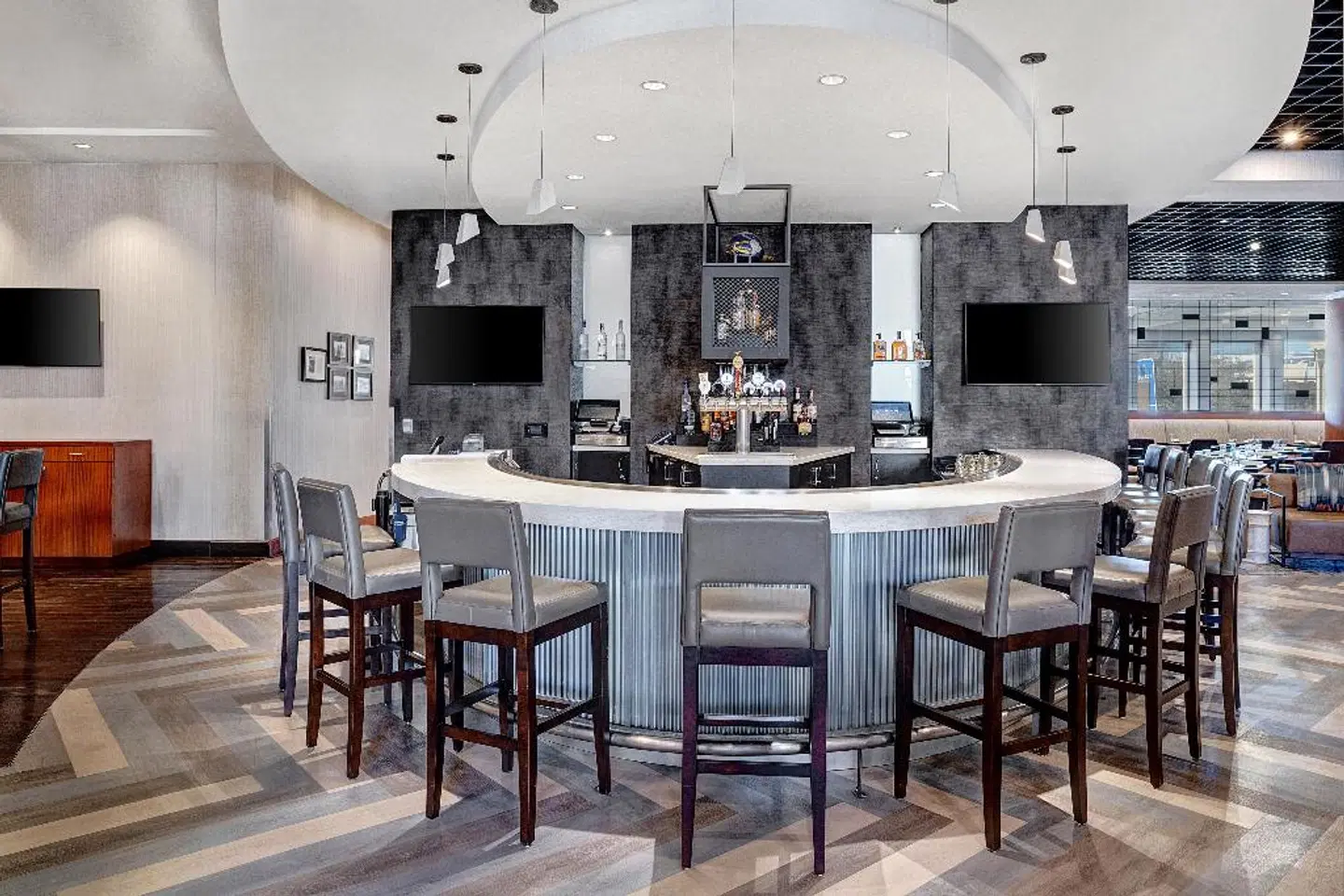 Hyatt Regency Dfw International Airport Bar