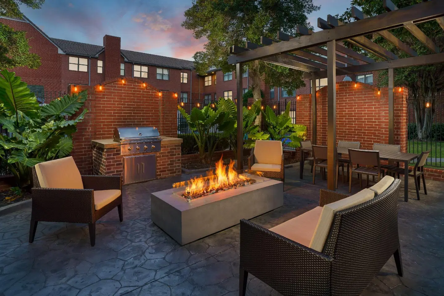 Residence Inn by Marriott Dallas Addison/Quorum Drive Terrasse