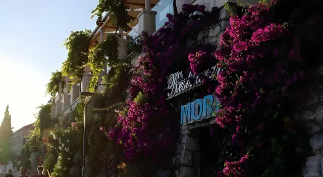 Hotel More EXTERIOR