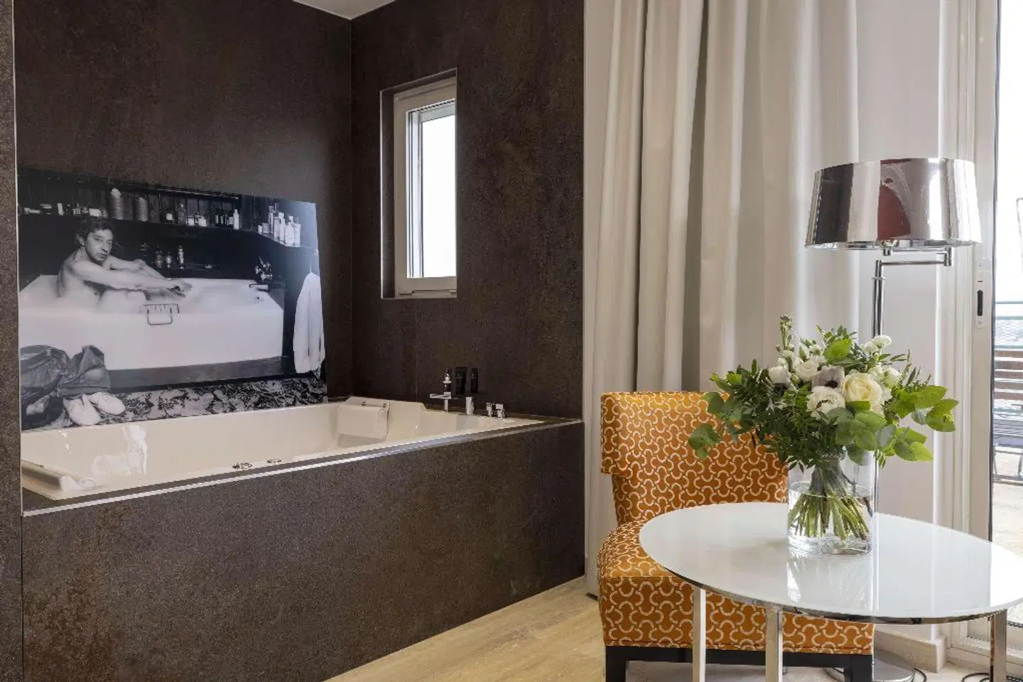 Hôtel de Castiglione Badezimmer
