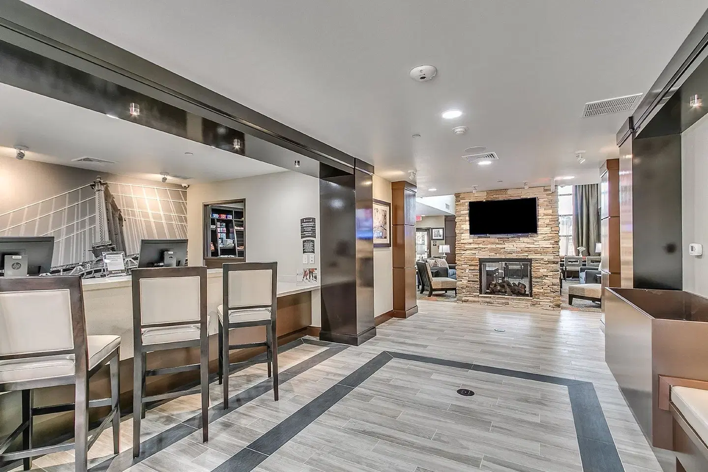 Staybridge Suites Lubbock South by IHG LOUNGE_LOBBY