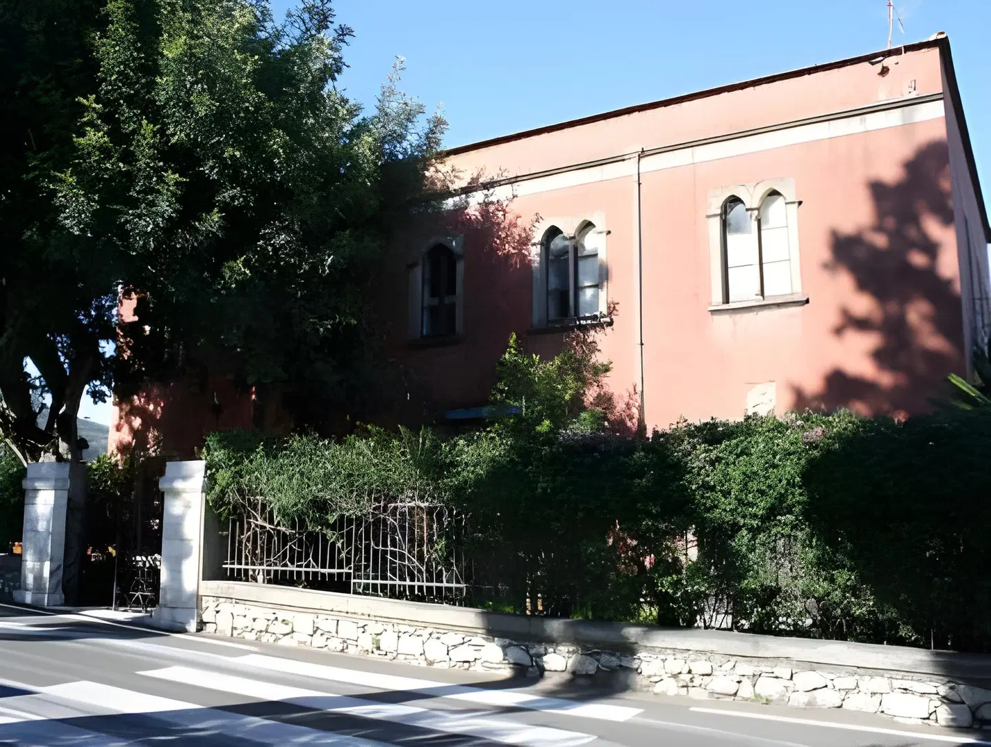 Villa Astoria EXTERIOR
