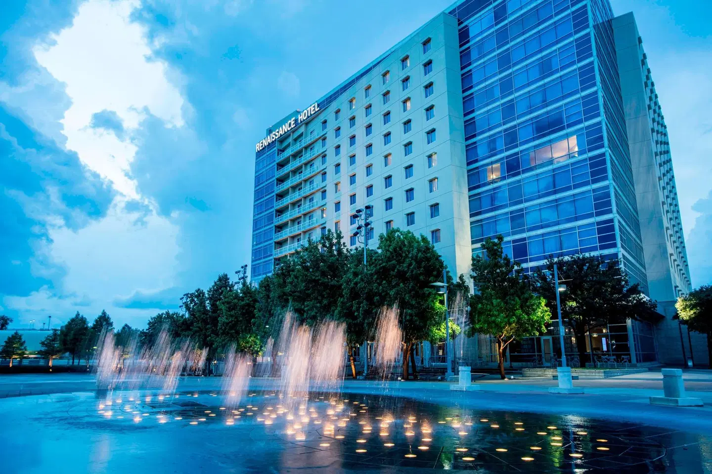 Renaissance Dallas Richardson Hotel EXTERIOR