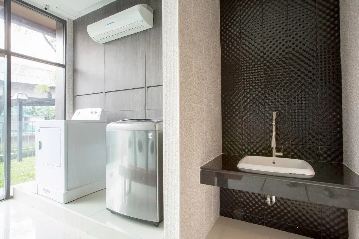Nest n Rest Hotel Badezimmer