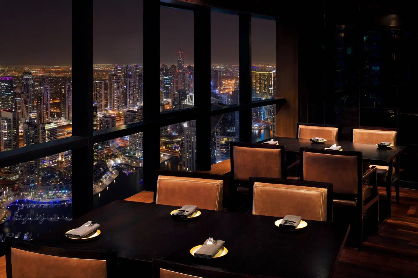 Dubai Marriott Harbour Hotel & Suites Restaurant