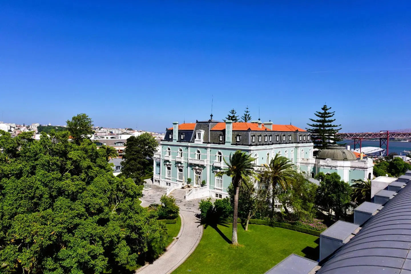 Pestana Palace Lisboa Hotel & National Monument EXTERIOR