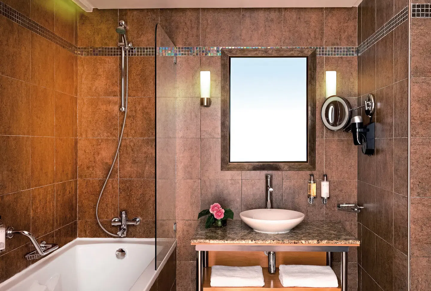Mövenpick Resort & Marine Spa Sousse Badezimmer