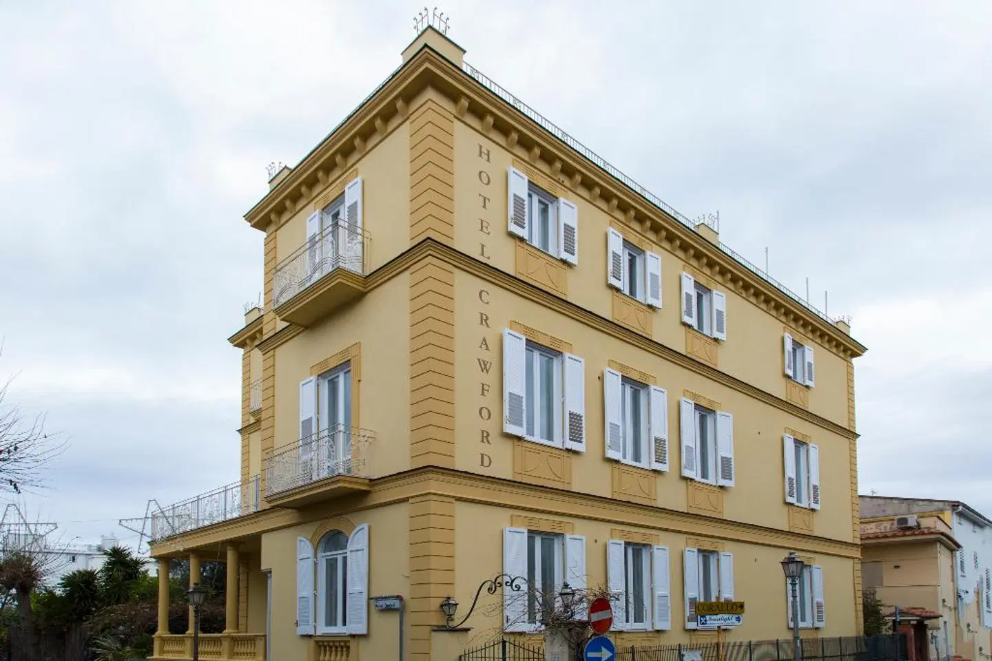 Hotel Crawford EXTERIOR