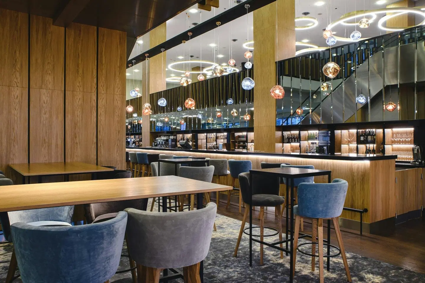 Courtyard by Marriott Warsaw Airport Bar